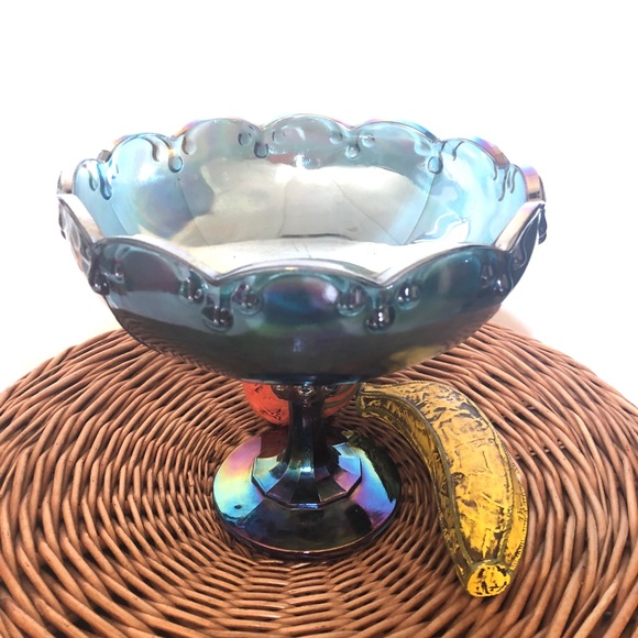 Carnival glass pedestal fruit bowl circa 1950 EUC - Picture 1 of 15